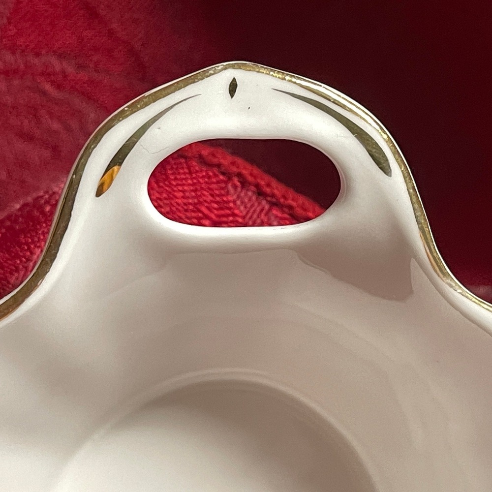 Royal Albert Val D'or White Gold Trim Bone China 2 Handle Sweetmeat Dish England - Picture 5 of 10